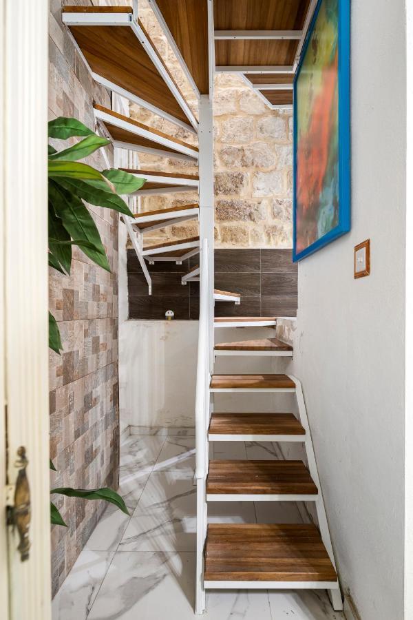 Chic, Stylish 1 Bedroom Maisonette - Close To Valletta Il-Furjana Ngoại thất bức ảnh