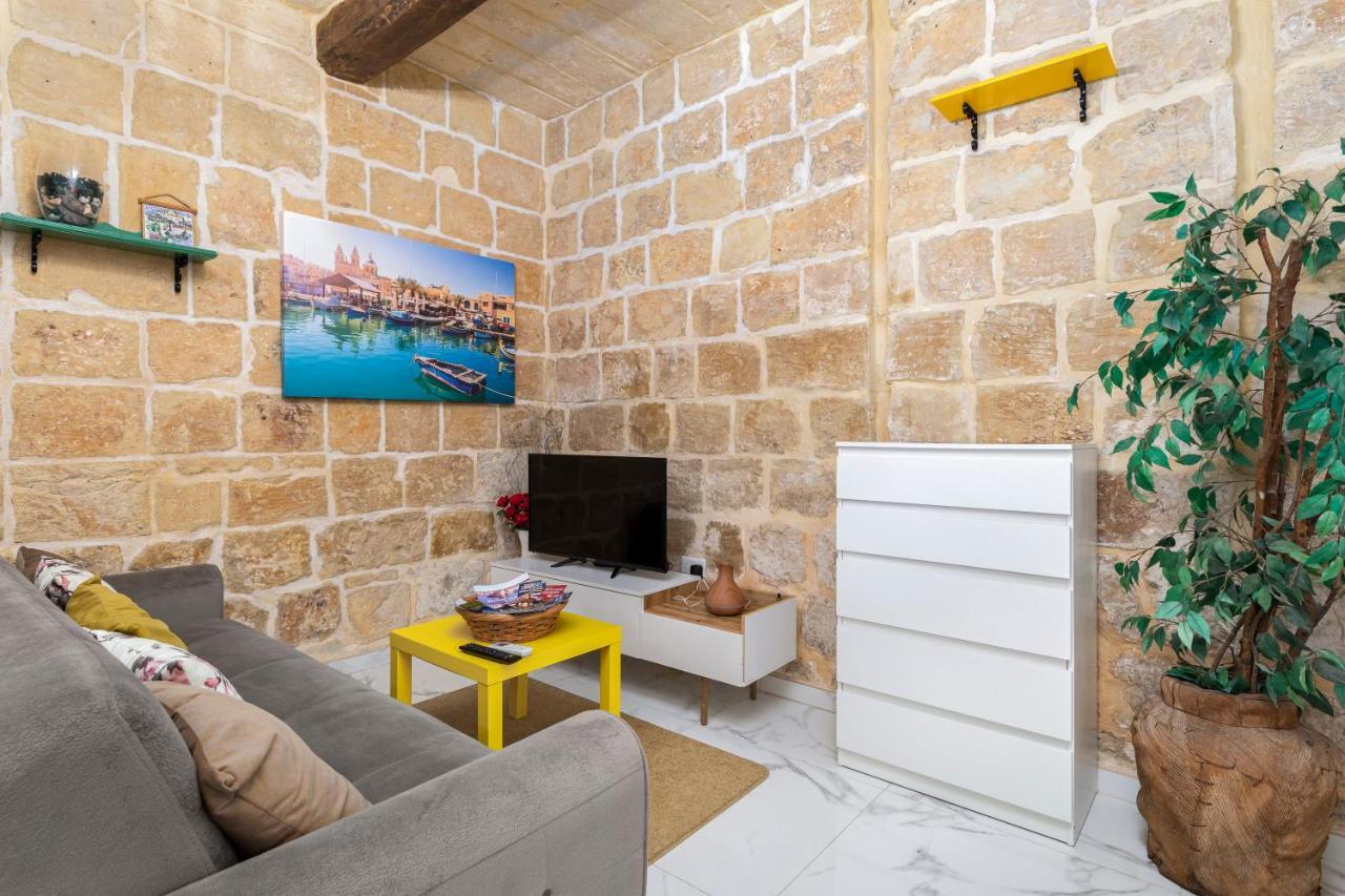 Chic, Stylish 1 Bedroom Maisonette - Close To Valletta Il-Furjana Ngoại thất bức ảnh