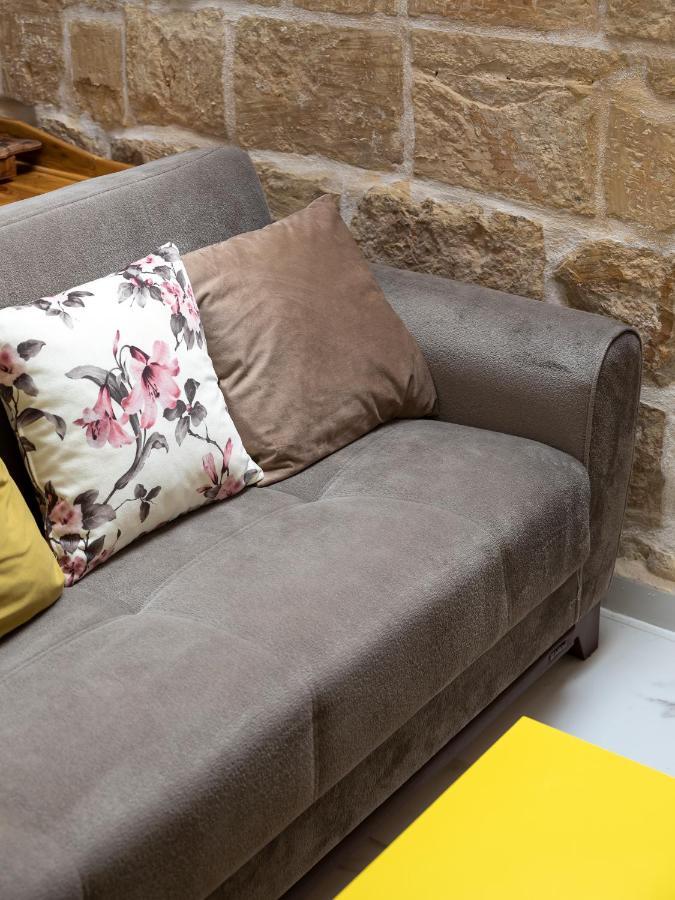 Chic, Stylish 1 Bedroom Maisonette - Close To Valletta Il-Furjana Ngoại thất bức ảnh